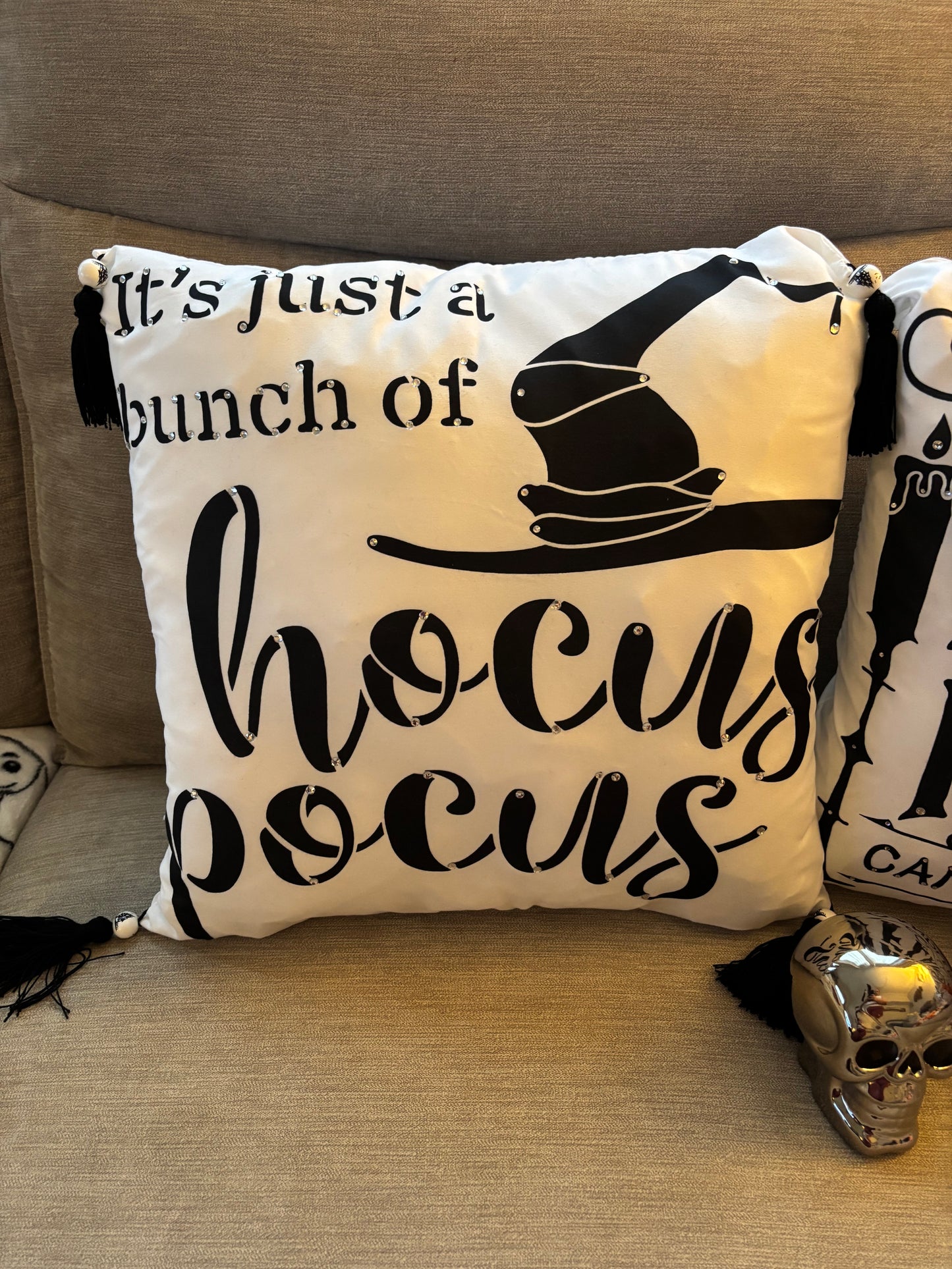 Hocus Pocus Halloween Pillow Set