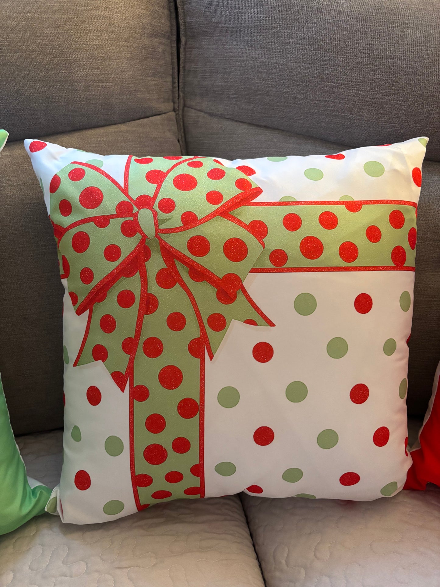 Christmas Gift Pillow Set