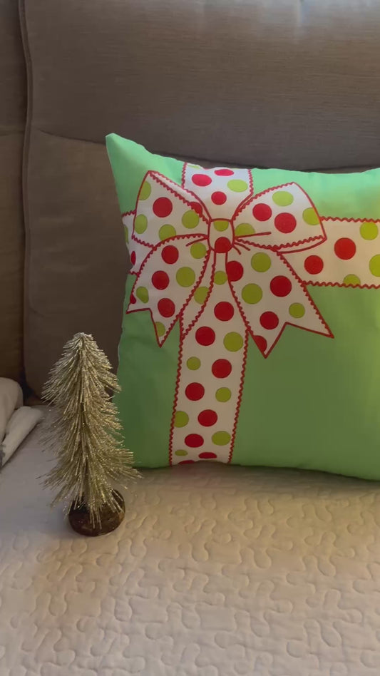 Christmas Gift Pillow Set